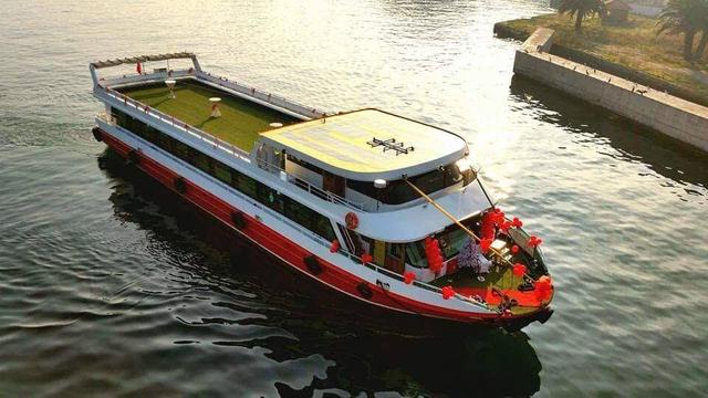 INVITATION_BOAT