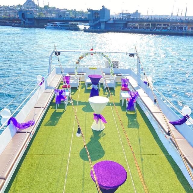INVITATION_BOAT