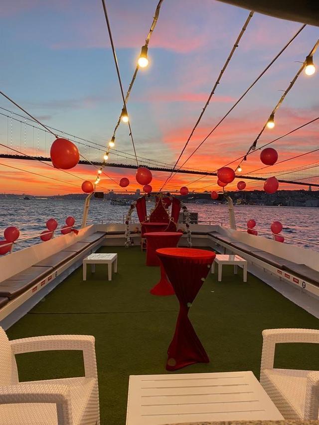 INVITATION_BOAT