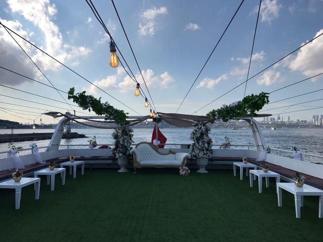INVITATION_BOAT