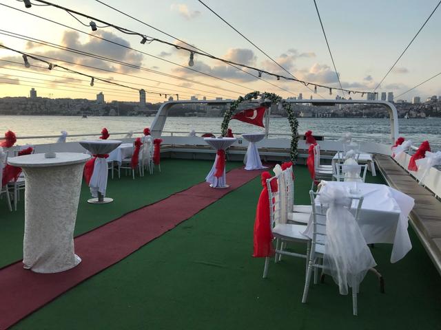 INVITATION_BOAT