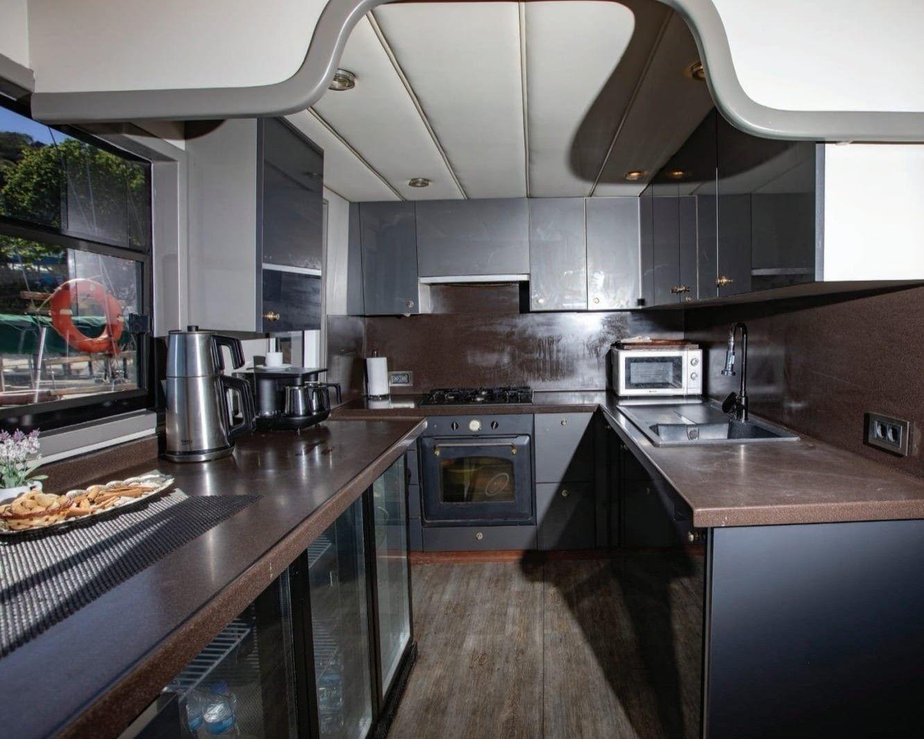 Custom made 25m Motor Yacht-9